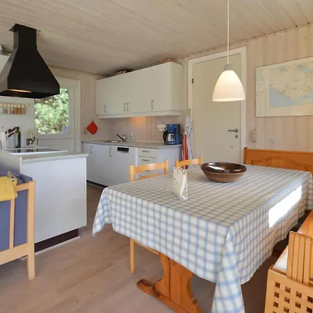 Gorgeous In With Kitchen